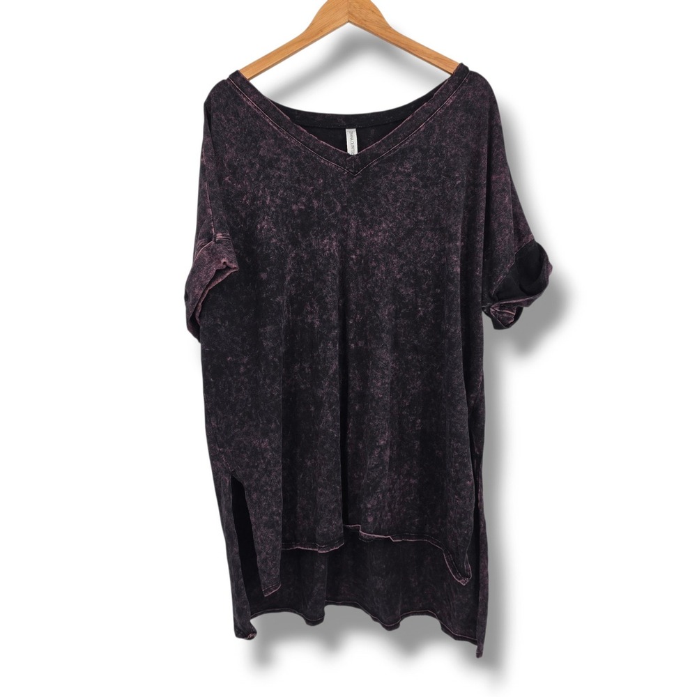 Zenana Outfitters Plus 3X Purple Mineral Wash Oversized V-Neck Tunic Top Slits